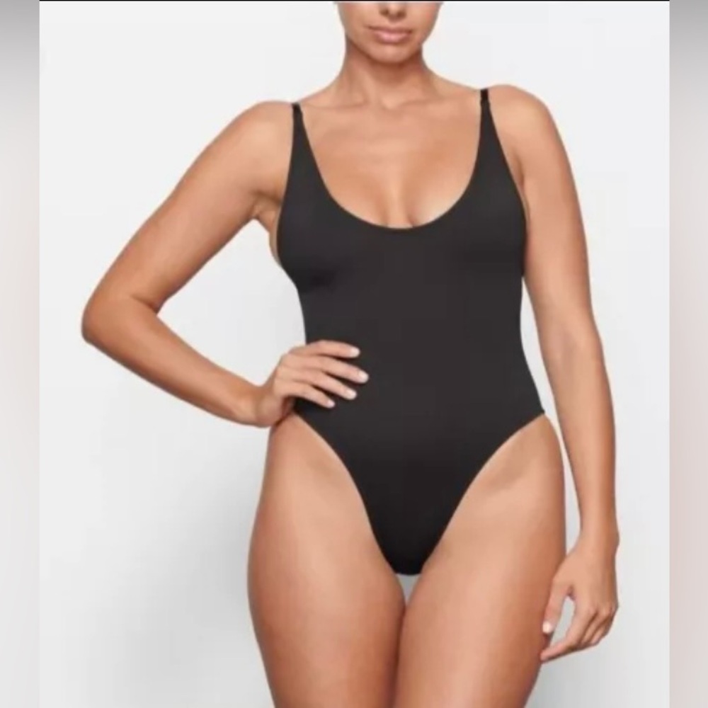 SKIMS one piece swimsuit, size large black